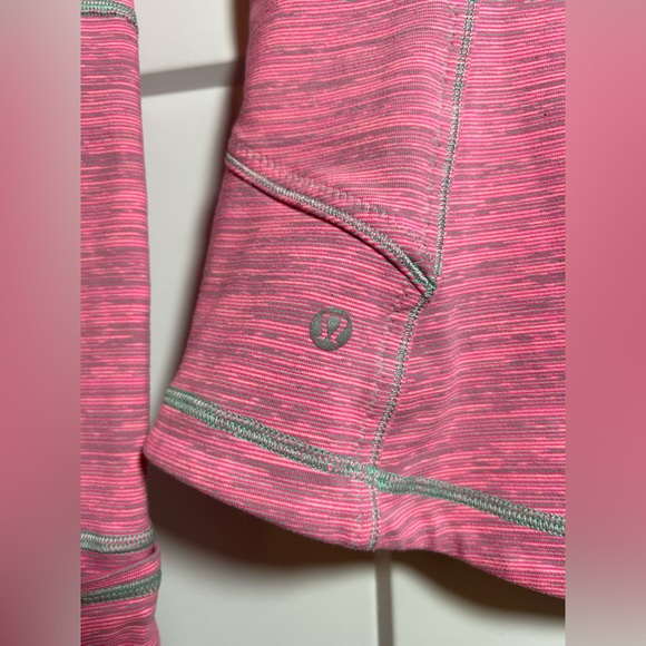 Size 4 lululemon Define jacket - vintage lululemon Forme jacket - Picture 7 of 11